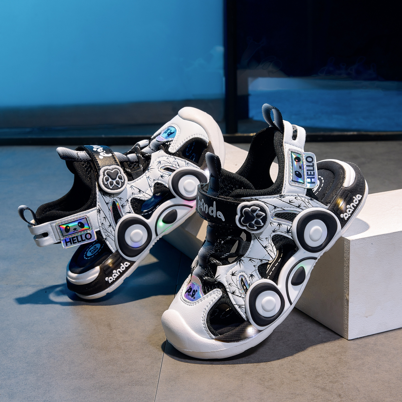 Kids Panda Cartoon Light Up Ca - Velcro Strap Sandal incelemesi ve fiyatı