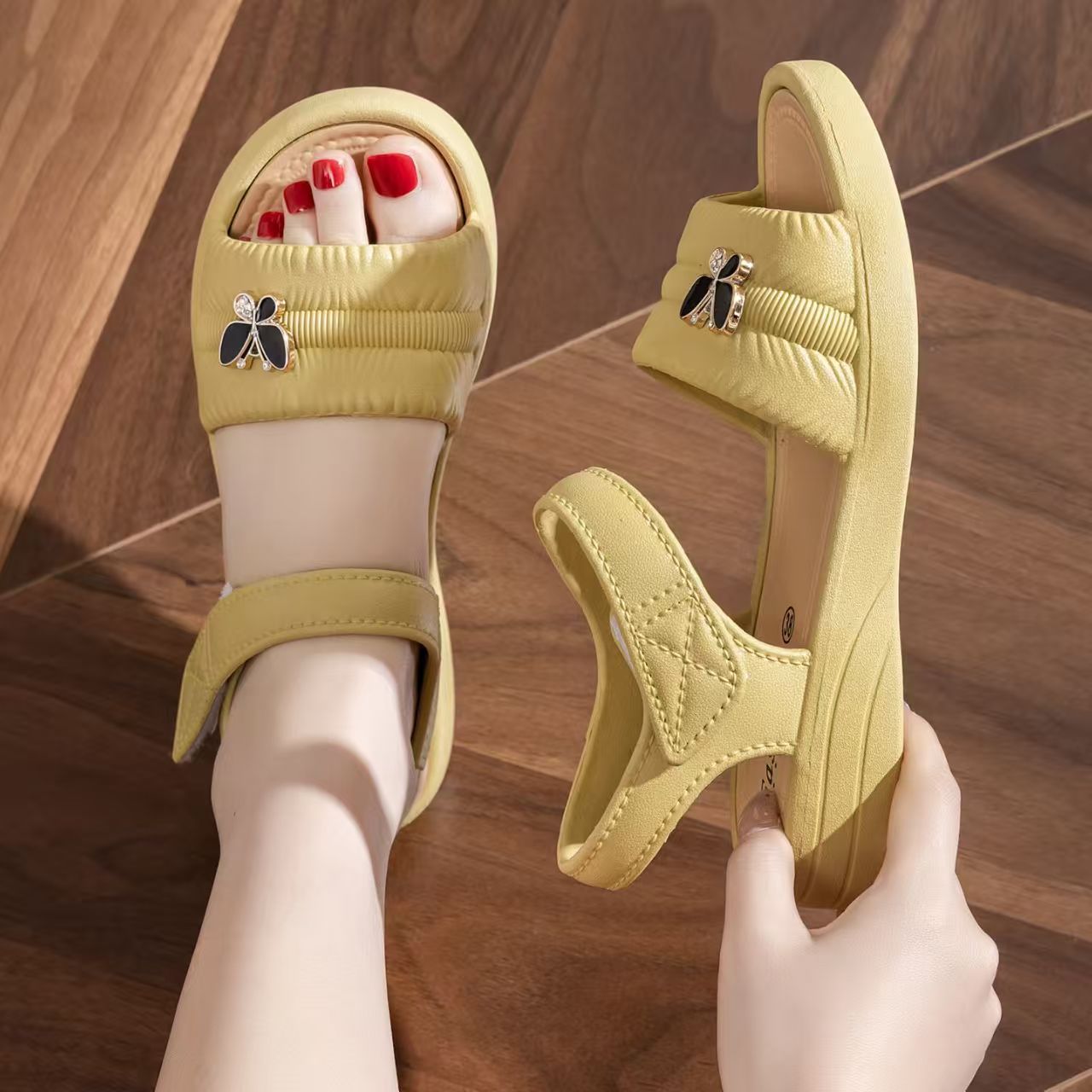 Women's One Word Flat Sole Bea - Velcro Strap Sandal incelemesi ve fiyatı