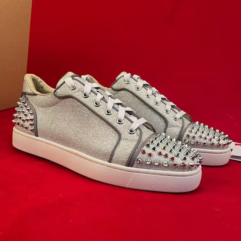 men luxury fashion rivets shoe - Men Shoes Louboutin incelemesi ve fiyatı